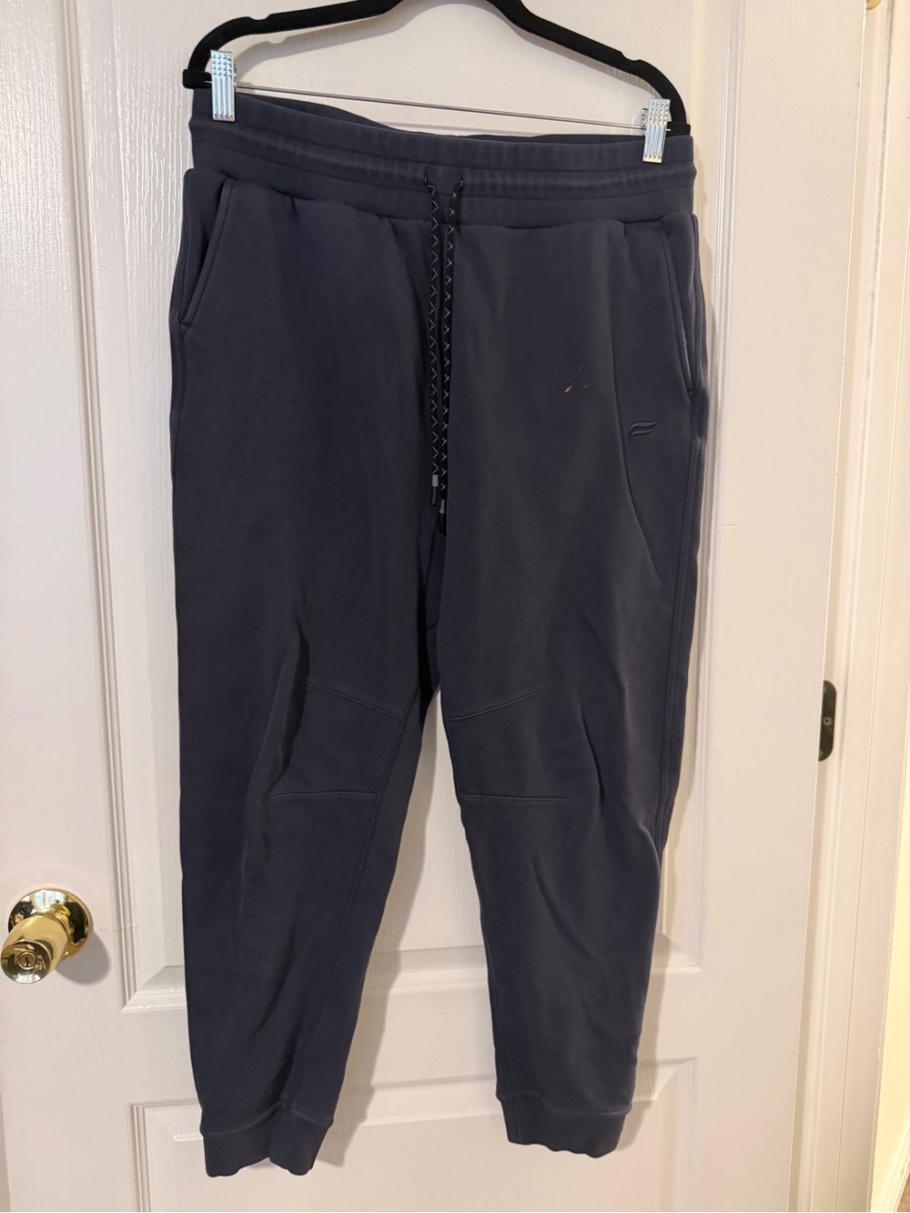 Fabletics Men's Charcoal Gray Jogger Sweatpants